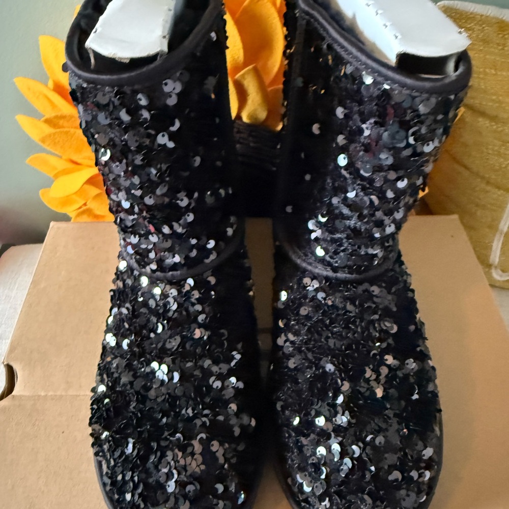 UGG® Classic Short Chunky Sequin Boots